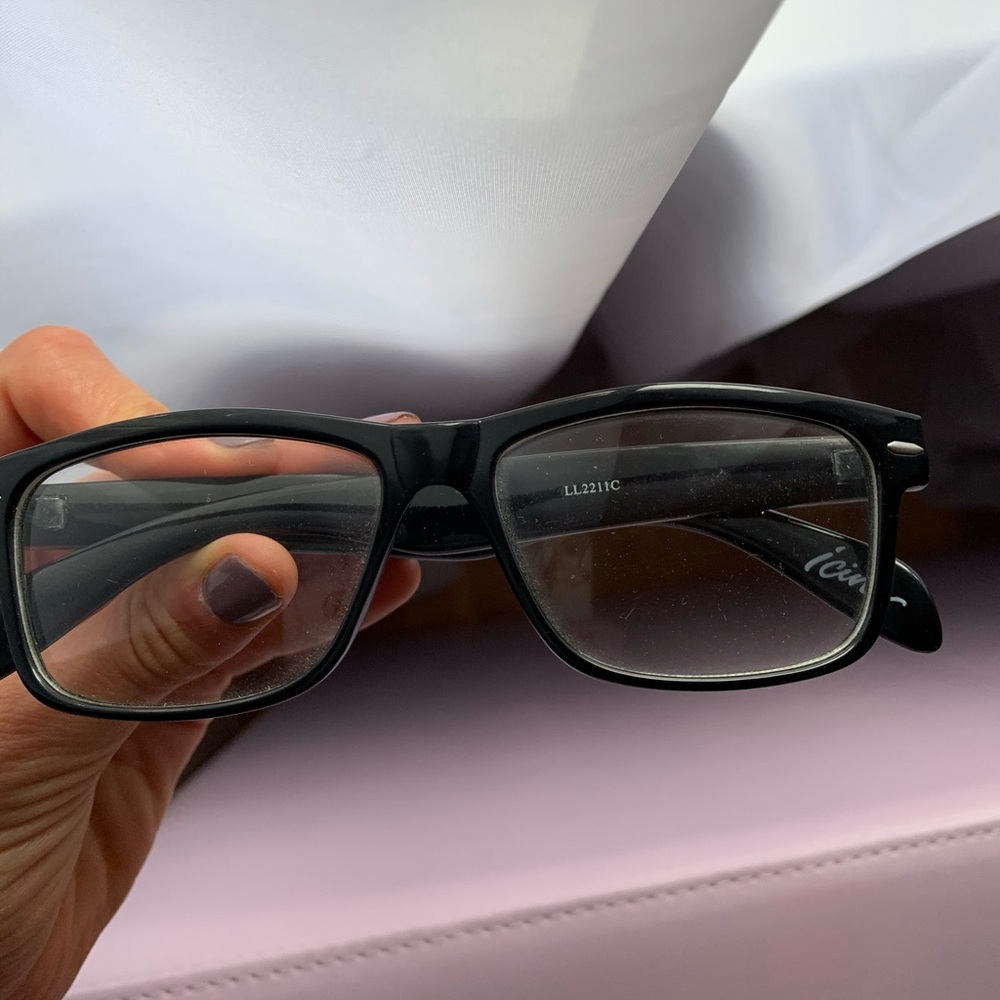 Accessory Glasses (non-prescription)